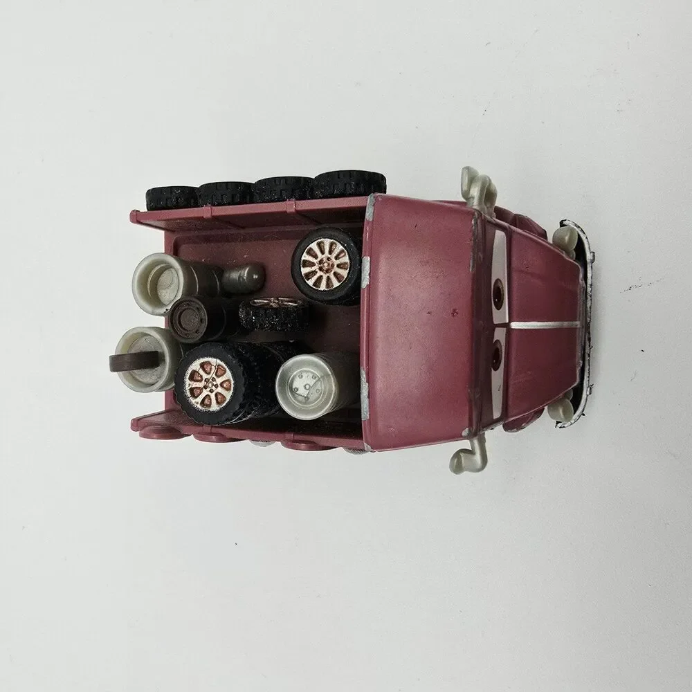 Disney Pixar Cars Diecast Alexis Wheelson